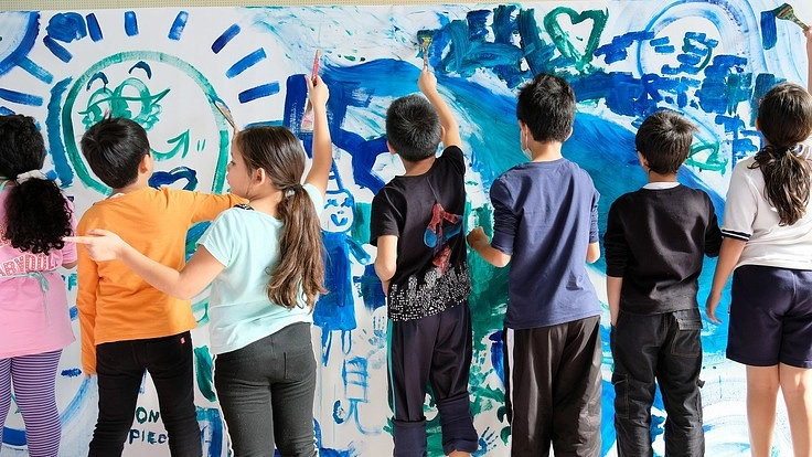 壁を使って、壁をなくす。アートで保見団地に国籍を超えた交流を