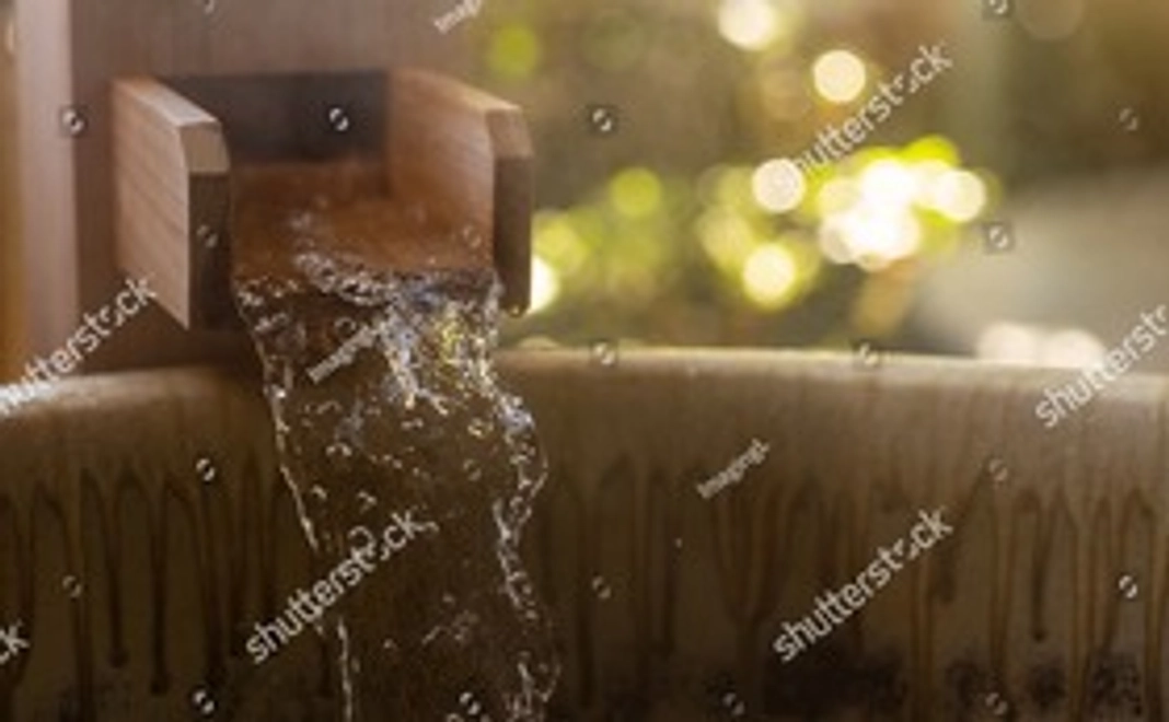 感謝のメールと事業の活動状況の報告