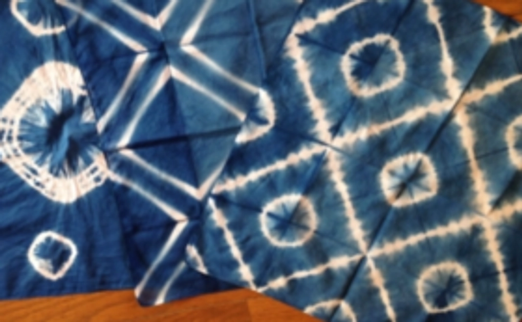 〜手染めで染め上げる藍染の手ぬぐい〜