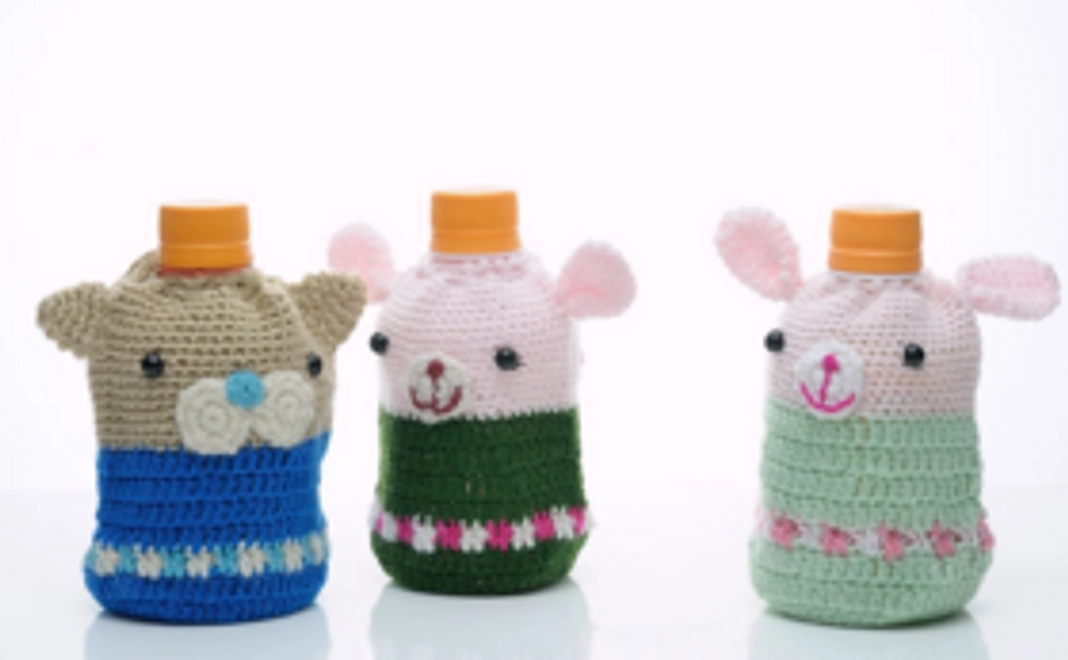 アミマーさんが心を込めて編んだニット小物と記念アルバム