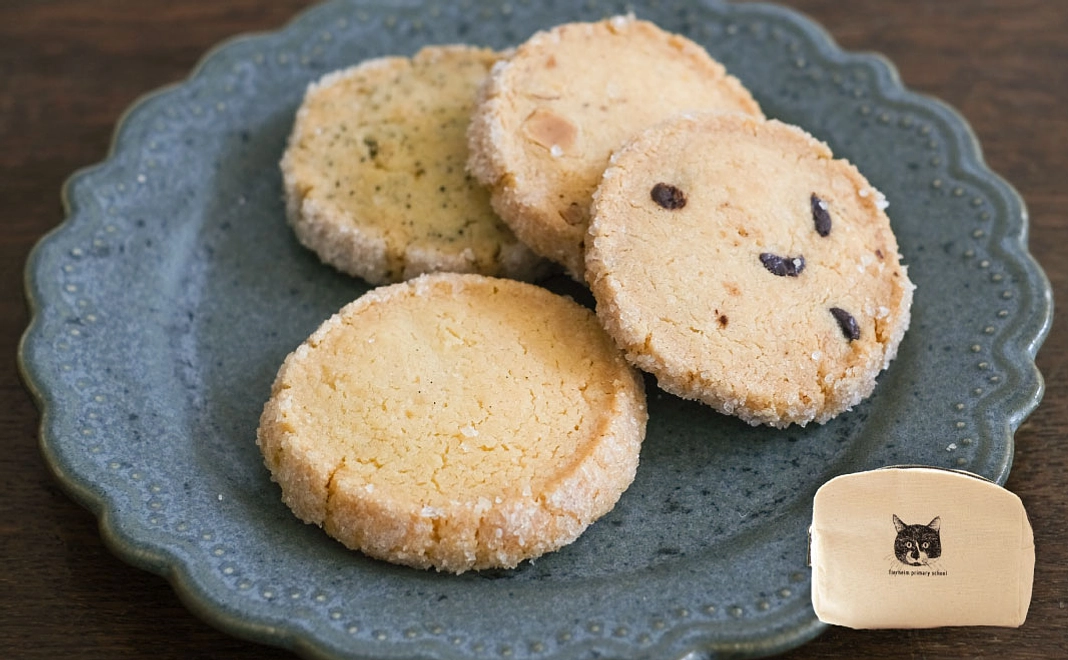 サブレ４種類 + ロイ君ポーチ