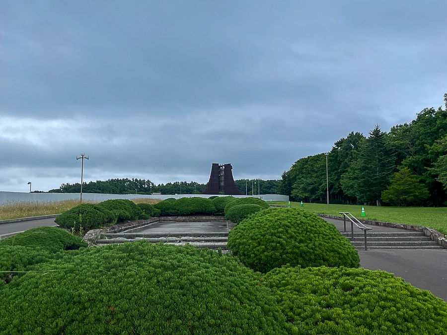 本日の（令和5年7月17日）の北海道百年記念塔