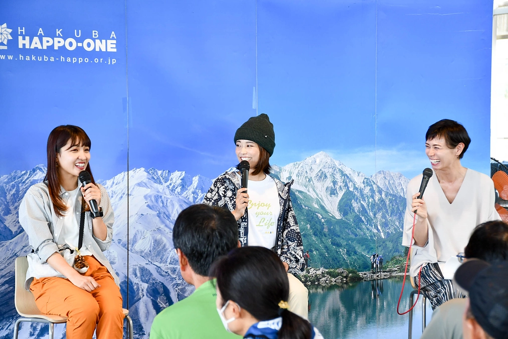 白馬八方尾根のうさぎ平にてYouTuberのかほさん、やぎちゃんとトークイベントを開催！