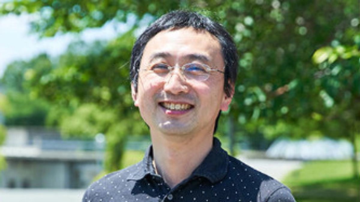  関西大学総合情報学部　副学部長／教授の竹中要一先生よりメッセージを頂きました