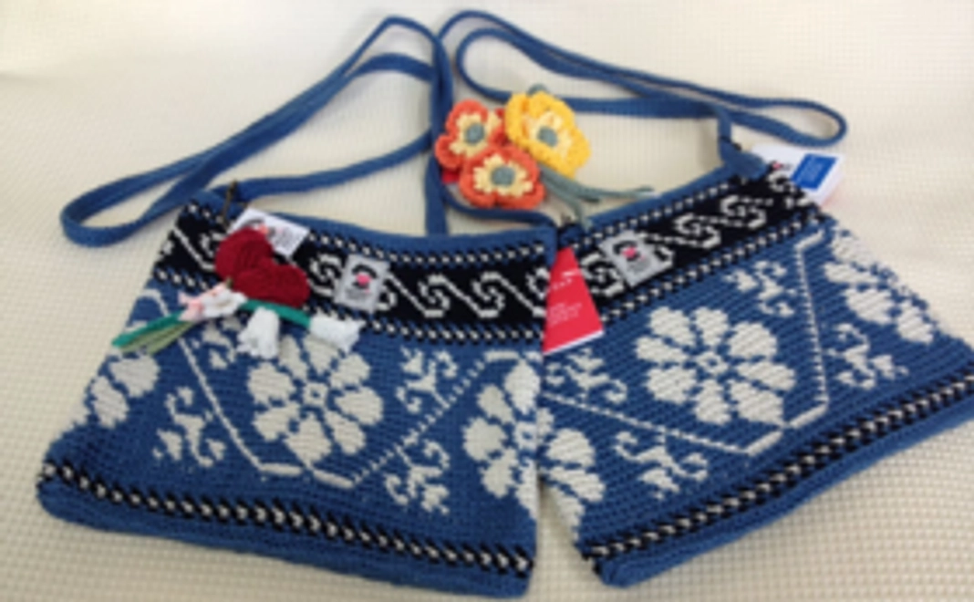 アミマーさんが心を込めて編んだ世界で一つのマフラー等１点