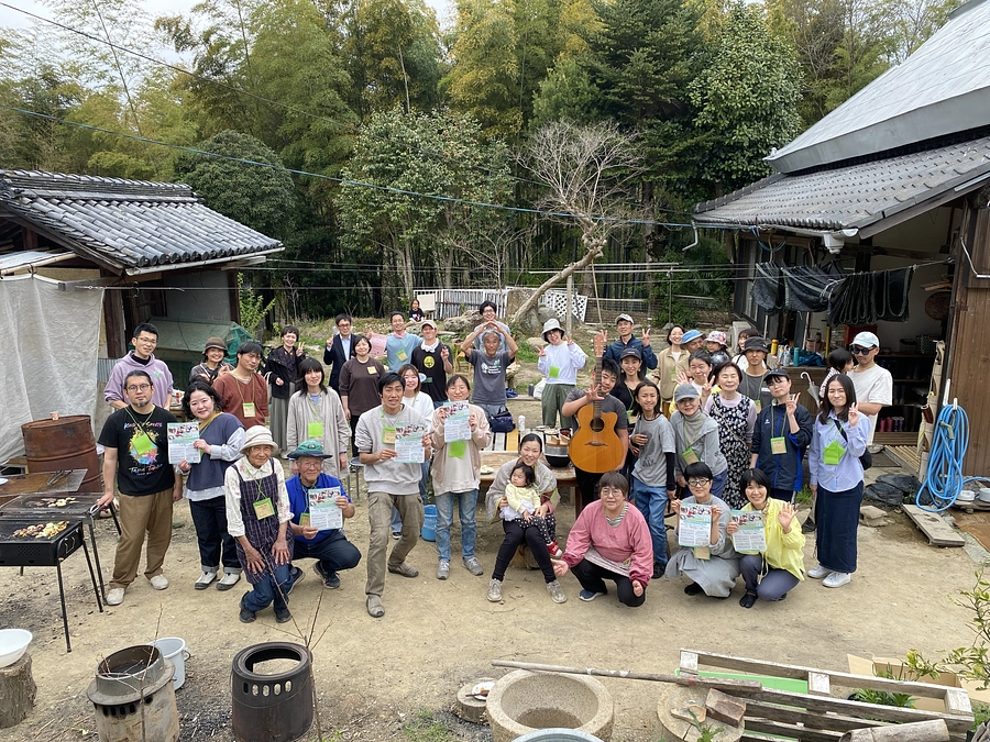 スコレーの子どもたちの様子をご紹介&自然素材のお醤油リターン追加です。