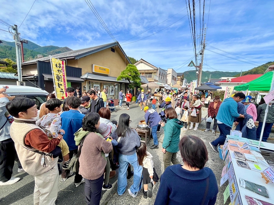 【秋の一大企画！『第7回 はが軽トラ市』を開催しました】
