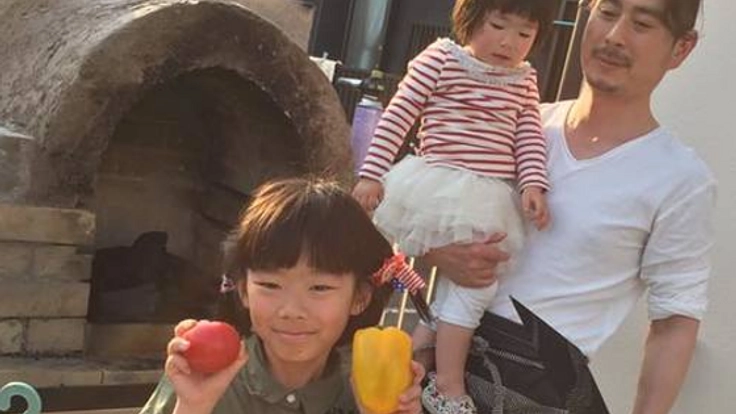 ピザ窯に小屋をつくり天気に左右されずピザパーティがやりたい!