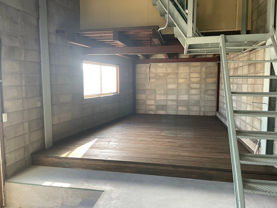 【進捗報告】改修箇所の床工事が完了しました！