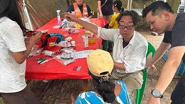 ミャンマー大震災孤立地域ザガイン市避難所・緊急給水車プロジェクト のトップ画像