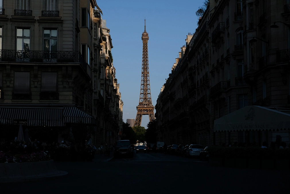 パリのおすすめスポット10　送付のご連絡