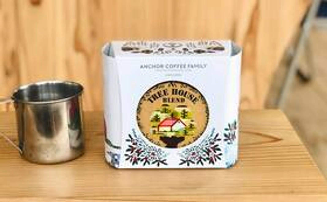 【このほしのコーヒータイムセット】ツリーハウスオリジナルブレンドコーヒーと本拠地五城目町のお菓子をお届け。