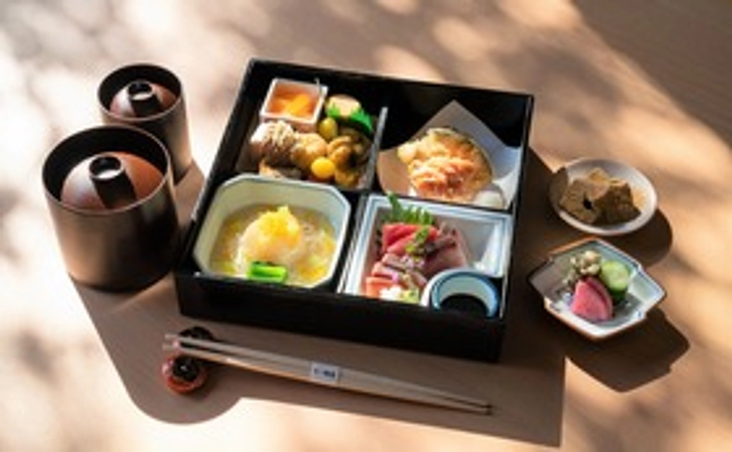 【クラウドファンディング限定】 嵐山辨慶謹製 松華堂弁当（ペア）