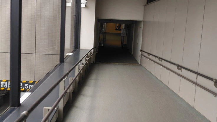 東京アニメ・声優専門学校を通いたいです