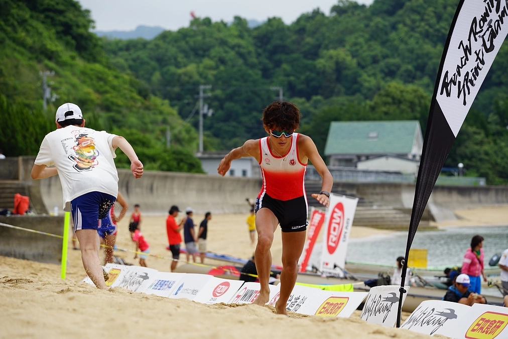 いなさとり 世界の海に 漕ぎいでば…