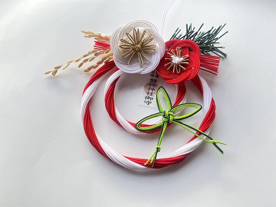 正月飾りが完成しました。