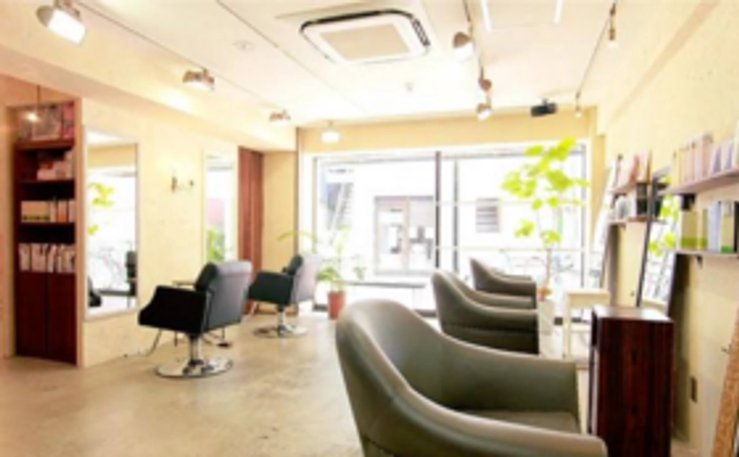 感謝の心を込めてカットいたします！