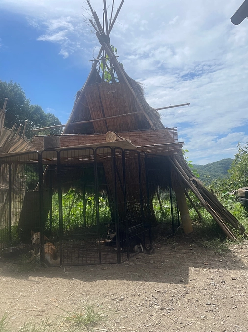 敷地入り口に、フェンスゲートを取り付けました！