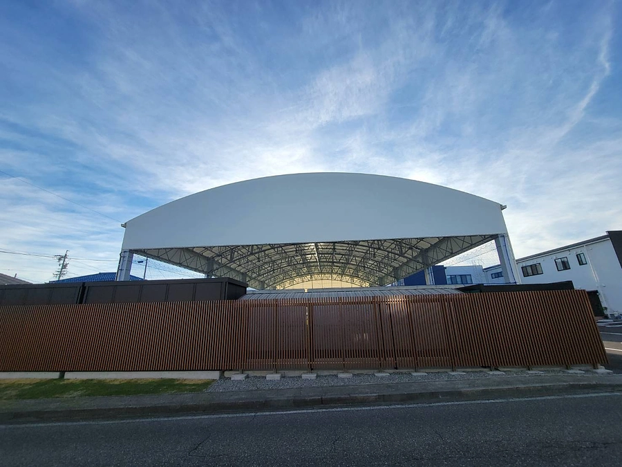 人工芝フィールドが完成しました！