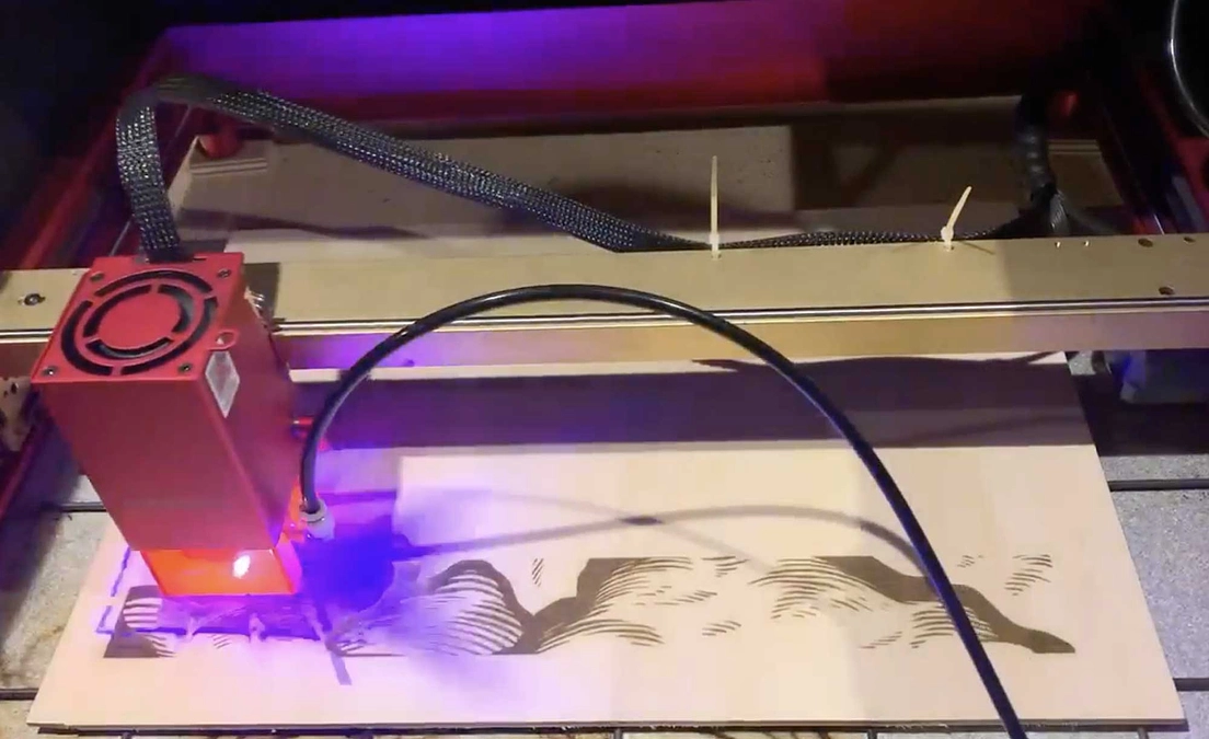 リターン：レーザカットでつくる大型木版画