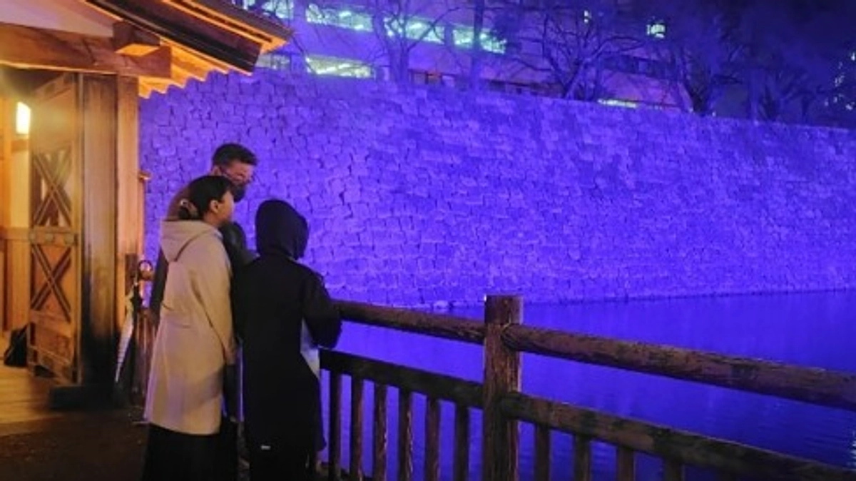 「福井城址の石垣ライトアップカラー１日変更券」の申込第１号を記念して、点灯式を行いました！