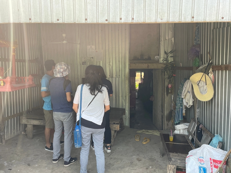 カンボジアの貧困状態についてのレポート