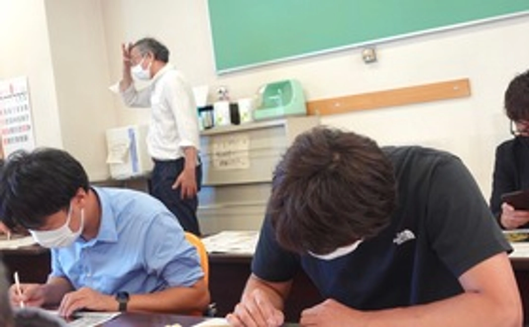 【1万円】1回分の授業運営費として使われます