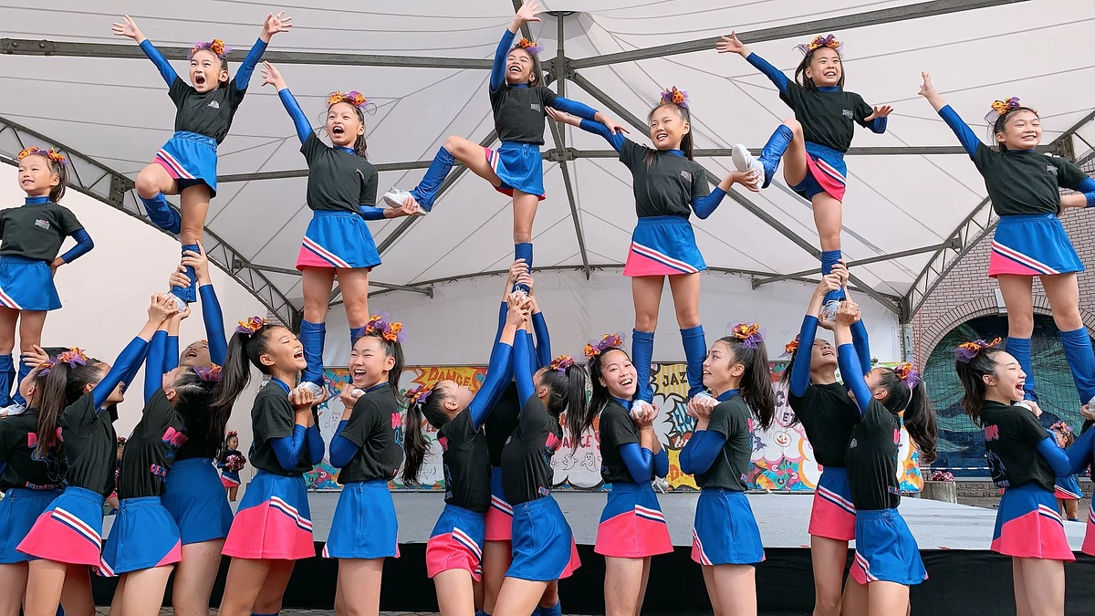 !!7月22日更新!!【ステージ出演】横浜ドルフィンズさんのご紹介