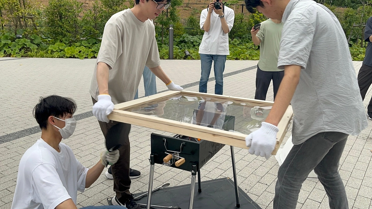 コックピットの窓ができました！