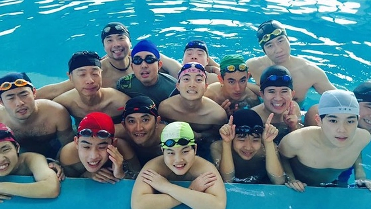 障がい者男子シンクロチームが大会で使うお揃い水着を作りたい！