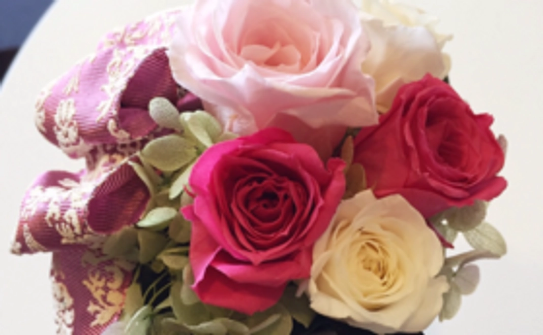 【プリザーブドフラワーアレンジとお礼の手紙】