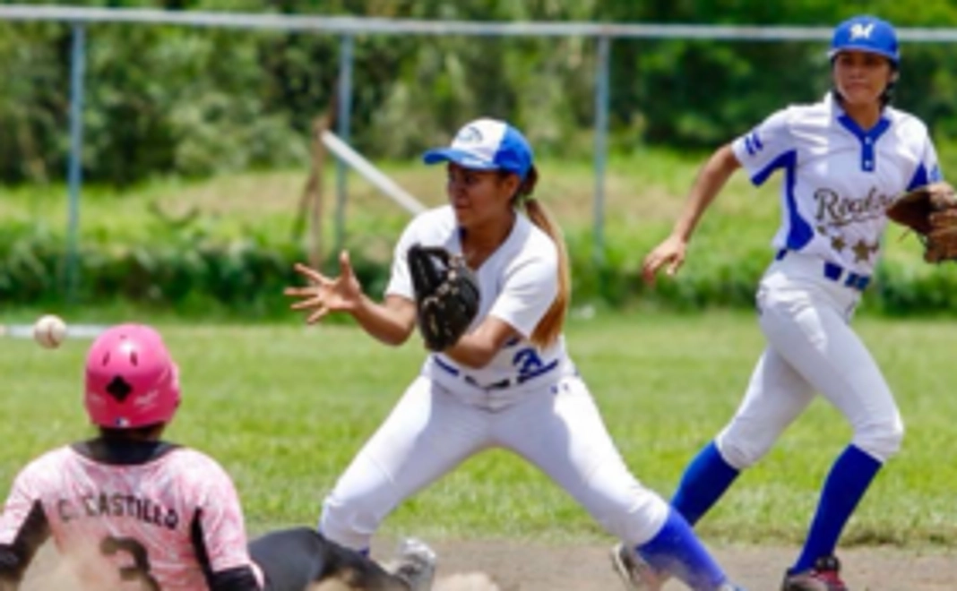 ニカラグア女子野球応援コース【選手直筆レタープレゼント】