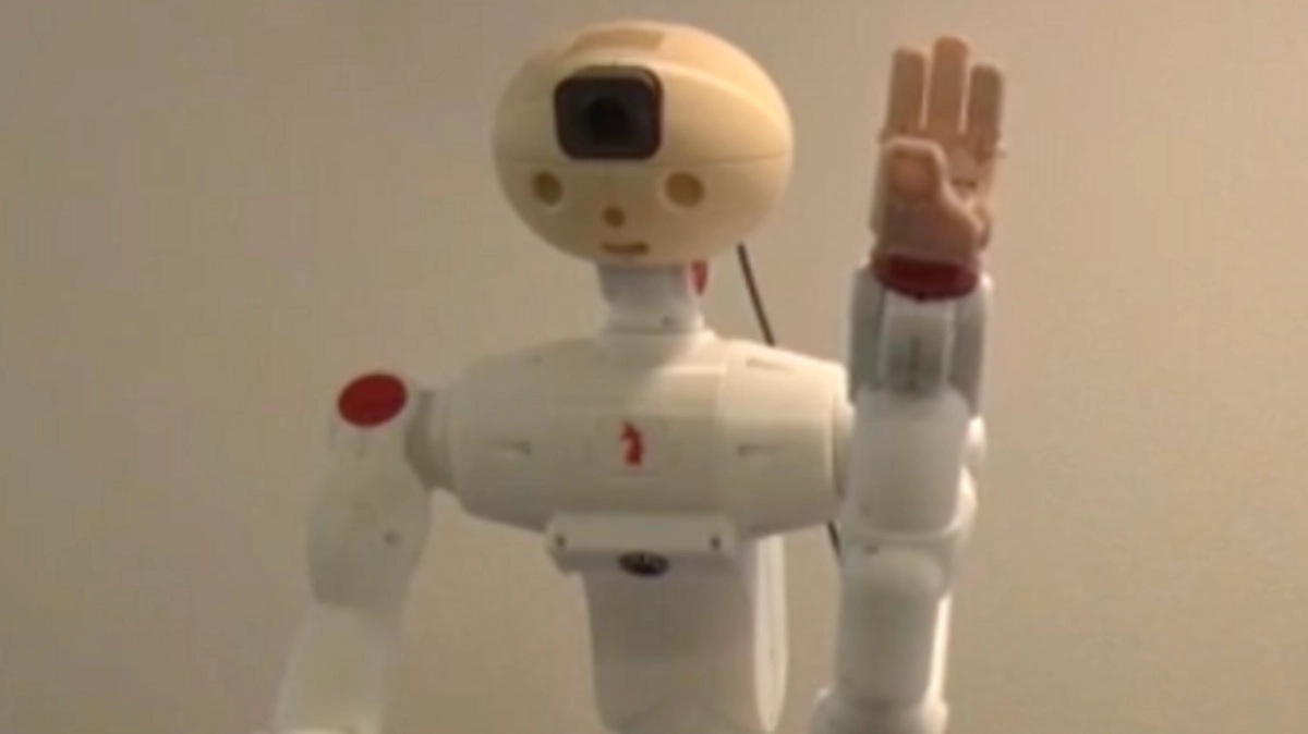 遠隔観光農園体験に使用するロボットのご紹介