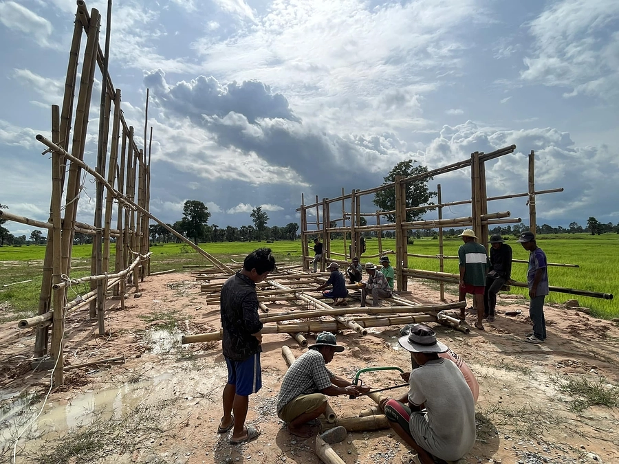 バンブーベース建設進行中！