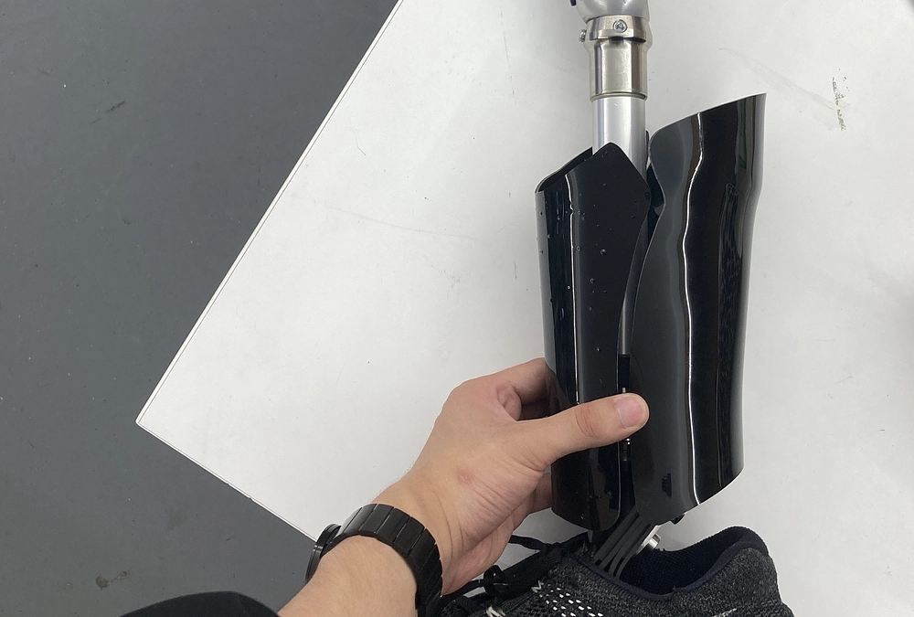 新たな義足カバープロジェクトを開始