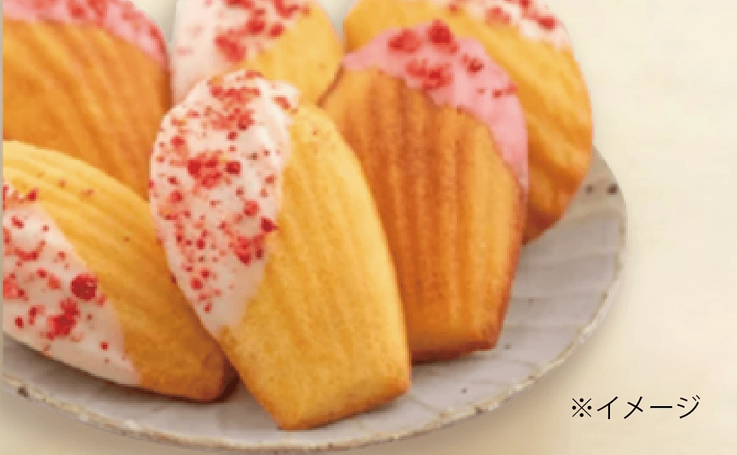 イチゴを使ったお菓子をお送りします。