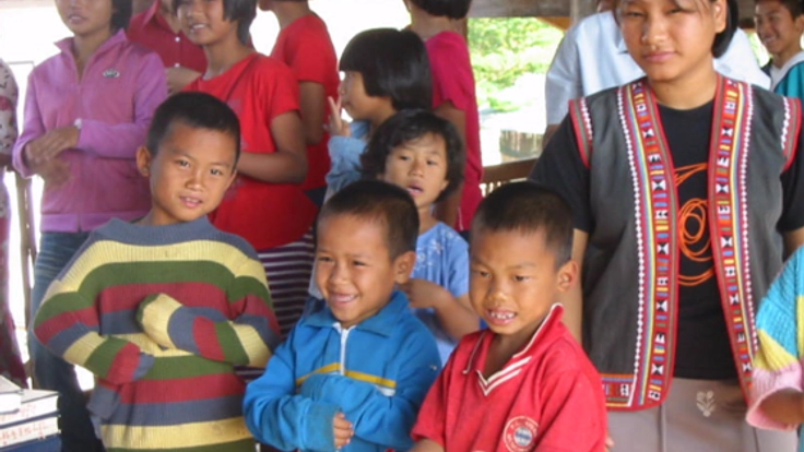 タイの子どもが安定収入を得るため、牛小屋と子牛を寄付したい！