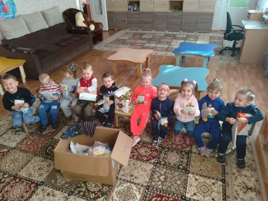 帰国中に注文していた物資は友人宅に届き、ポーランドに戻る前日にウクライナ入り