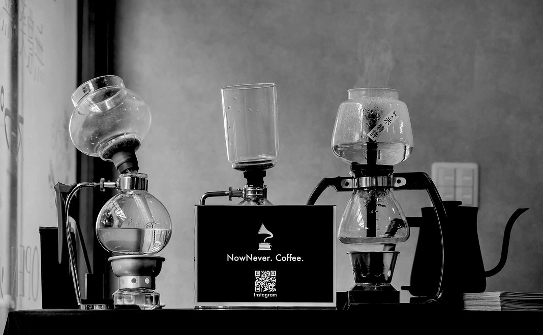 サイフォン式コーヒー 一杯提供