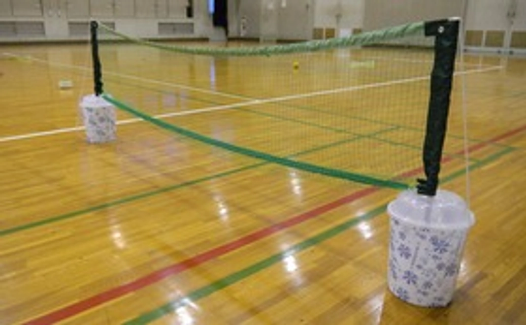 スーパーボレー・スーパーテニス資料と災害時に対応する多機能スポーツ用具製作資料を提供します