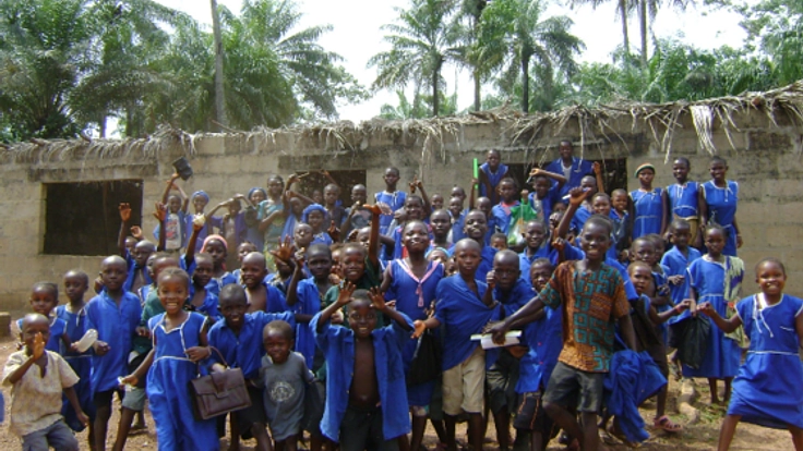 シエラレオネの農村部で育む、自立した子どもたちの栄養改善を！