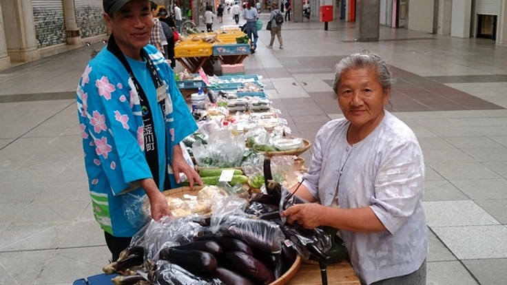 水質日本一！高知県仁淀川の伝統食材を販売する車を購入します！