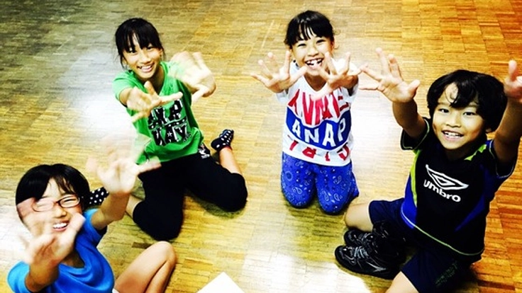 越谷のダンススクールを語学〜スポーツまで体験できる施設に！