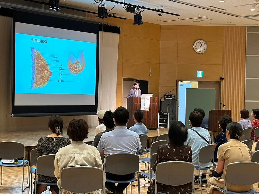 第１講演　児玉医師のご講演、多くの方にお聴きいただいています。