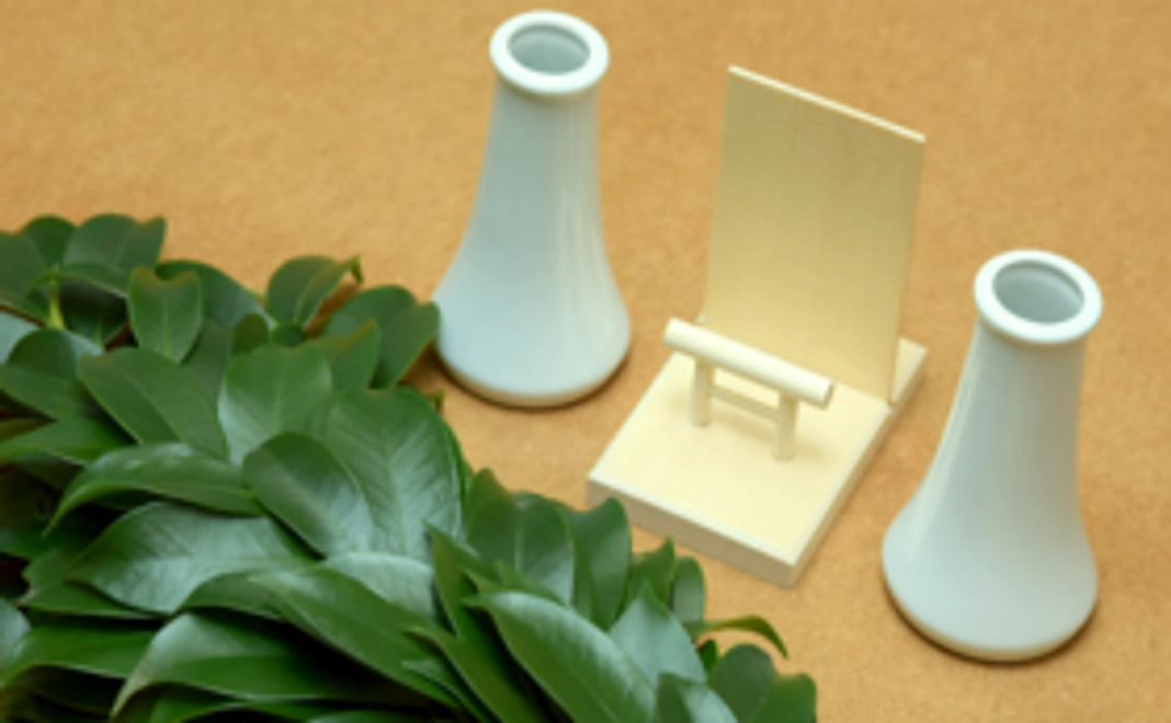 簡易神棚1体と伊勢榊1対と御礼のお手紙