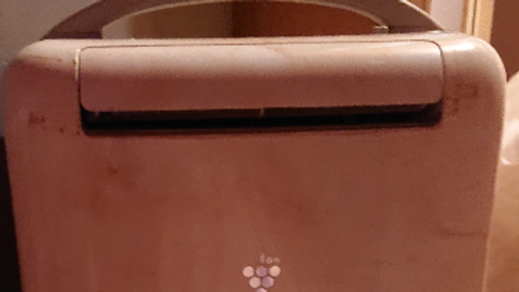 浅沼由佳が電気屋さんで空気清浄機を購入する