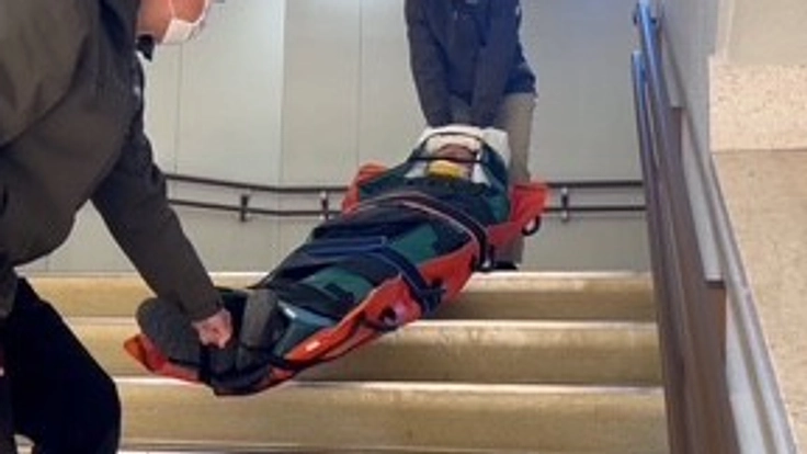 高齢市民による救助、救命をあきらめないための担架を全国に広めたい