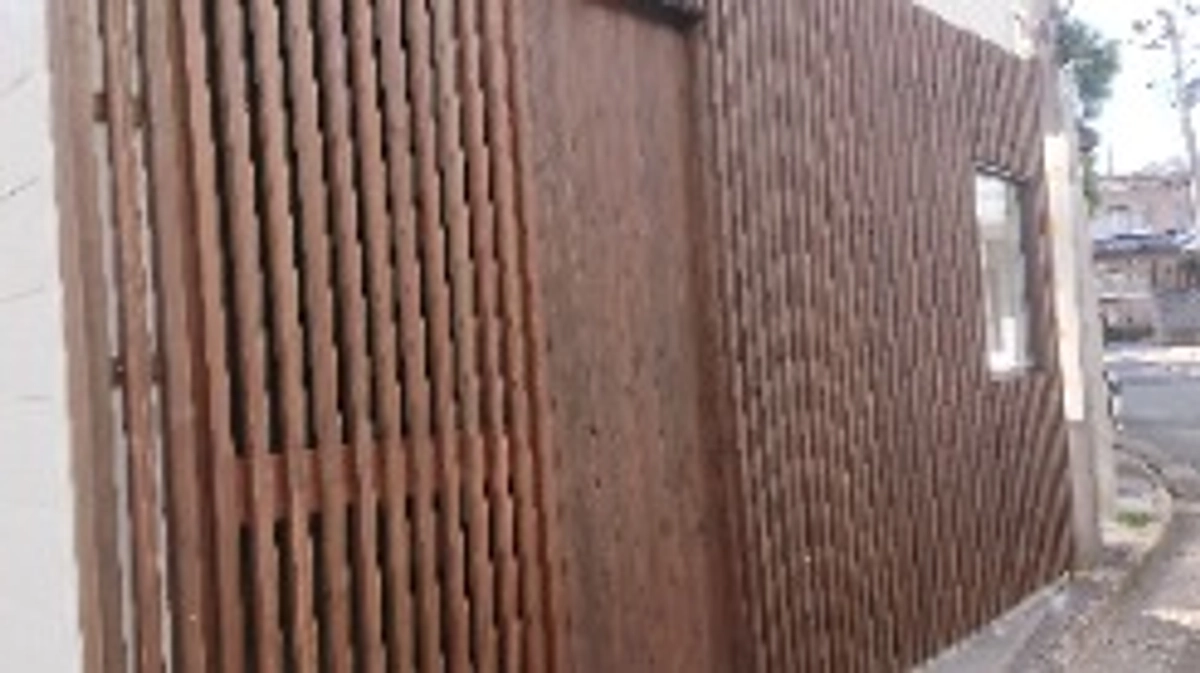 こんなに変わる！？空き家の改修前と改修後の経過です。