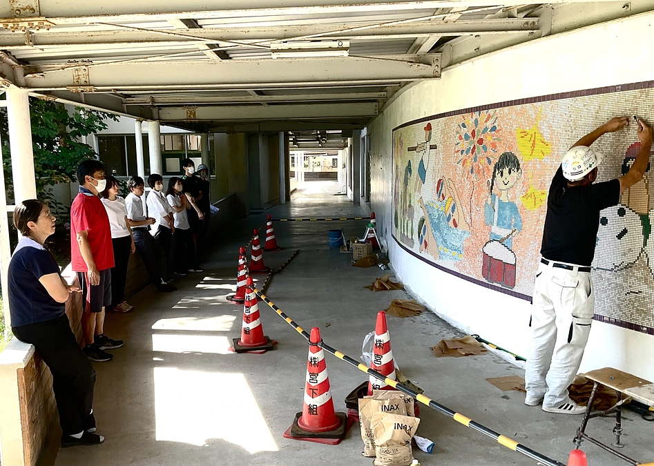 ついに完成タイル壁画