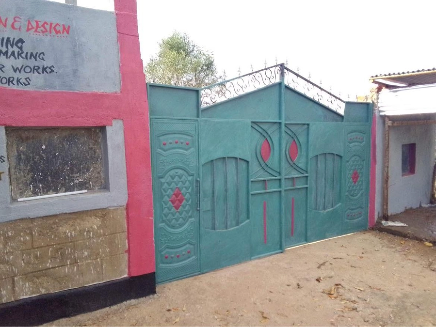 ケニアに施設を！【最新情報】学校も完成しました！